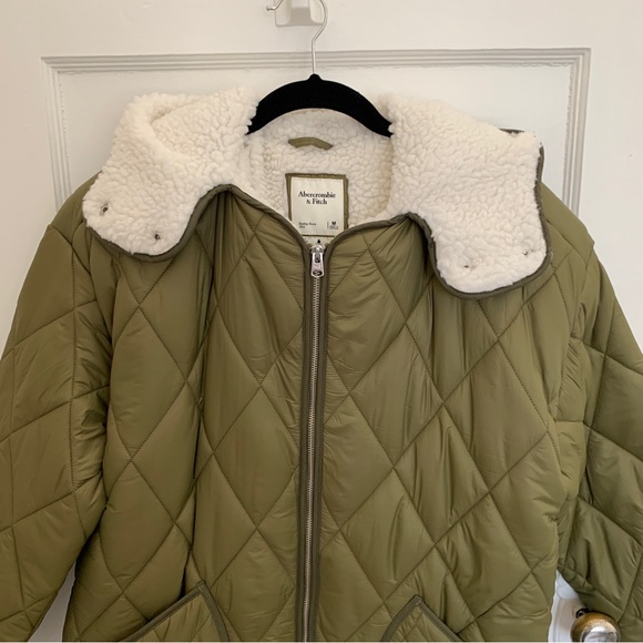 Abercrombie green sherpa-lined jacket, size L - Picture 4 of 8